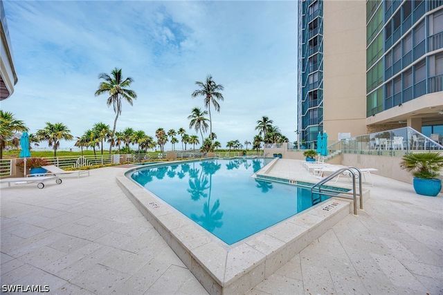 4651 Gulf Shore BLVD N 1106, Naples, FL 34103