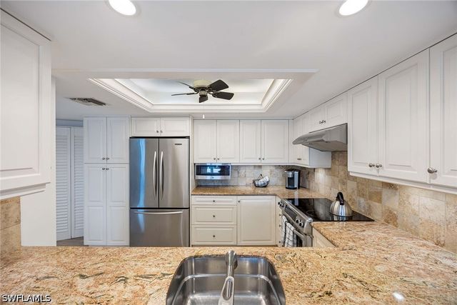 4651 Gulf Shore BLVD N 1106, Naples, FL 34103