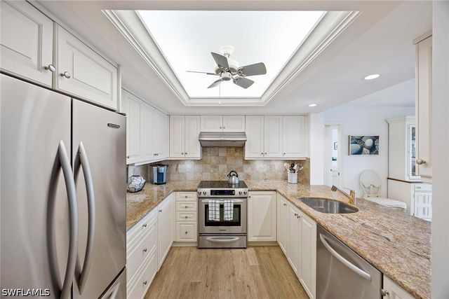 4651 Gulf Shore BLVD N 1106, Naples, FL 34103