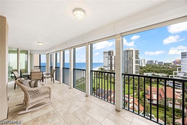 4651 Gulf Shore BLVD N 1106, Naples, FL 34103