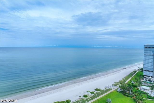4651 Gulf Shore BLVD N 1106, Naples, FL 34103