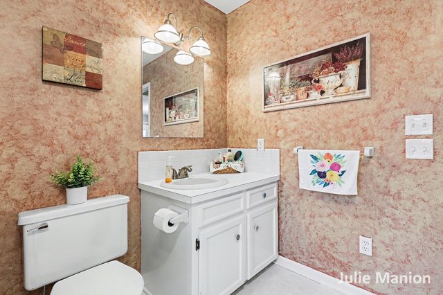 4701 Maplehollow Court SE, Grand Rapids, MI 49508