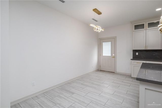 809 Nannette Avenue, Pharr, TX 78577