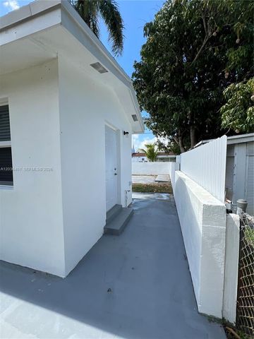 2847 Polk St 3, Hollywood, FL 33020