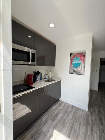 2847 Polk St 3, Hollywood, FL 33020