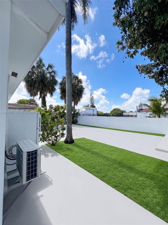 2847 Polk St 3, Hollywood, FL 33020