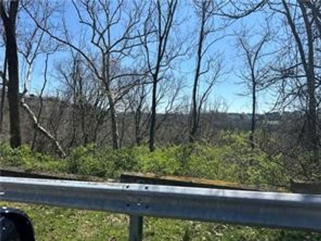 00 Bower Hill Road, Upper St Clair, PA 15241