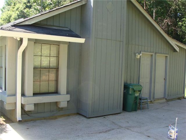 2331 Newgate Drive, Decatur, GA 30035