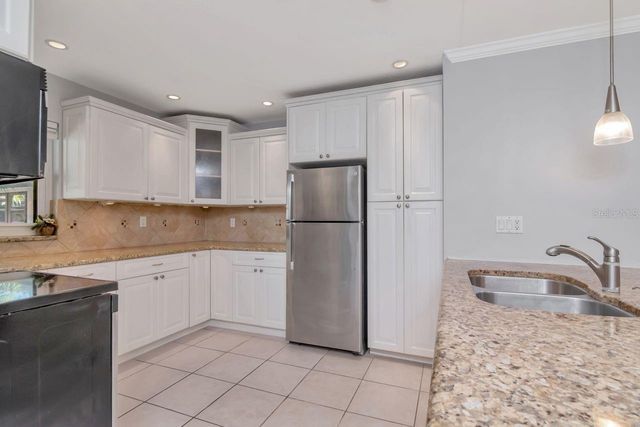 2650 COUNTRYSIDE BOULEVARD F303, Clearwater, FL 33761