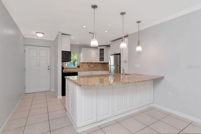 2650 COUNTRYSIDE BOULEVARD F303, Clearwater, FL 33761