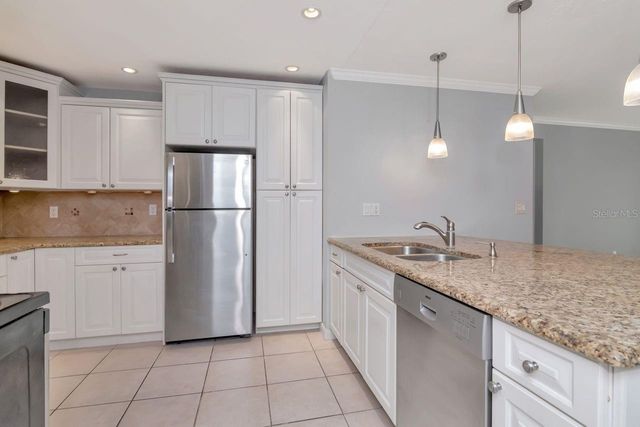 2650 COUNTRYSIDE BOULEVARD F303, Clearwater, FL 33761