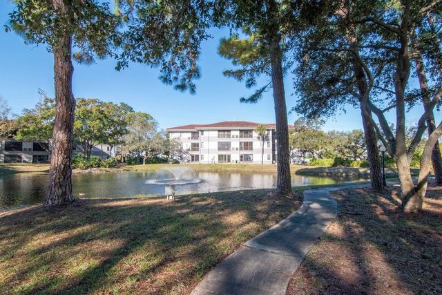 2650 COUNTRYSIDE BOULEVARD F303, Clearwater, FL 33761