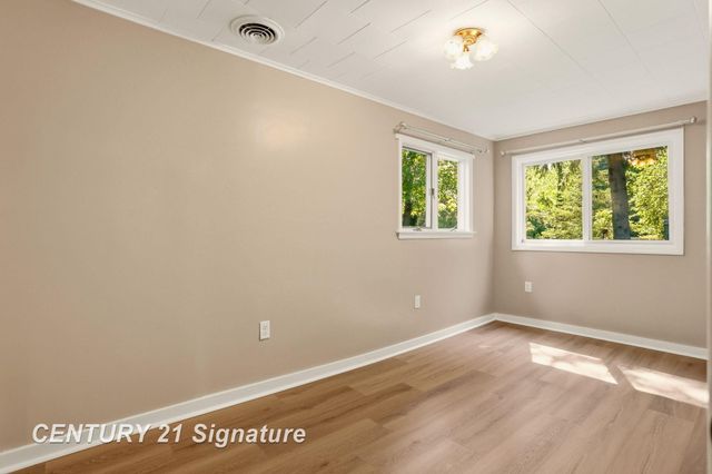 4355 N Michigan Avenue, Saginaw, MI 48604