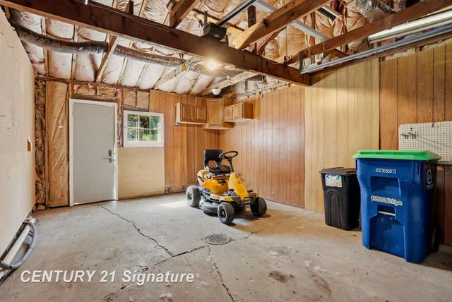 4355 N Michigan Avenue, Saginaw, MI 48604