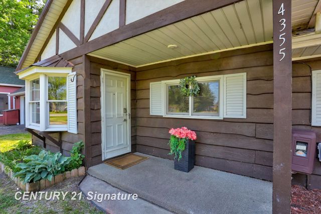 4355 N Michigan Avenue, Saginaw, MI 48604