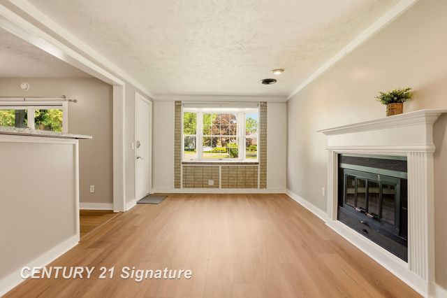 4355 N Michigan Avenue, Saginaw, MI 48604