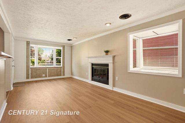 4355 N Michigan Avenue, Saginaw, MI 48604