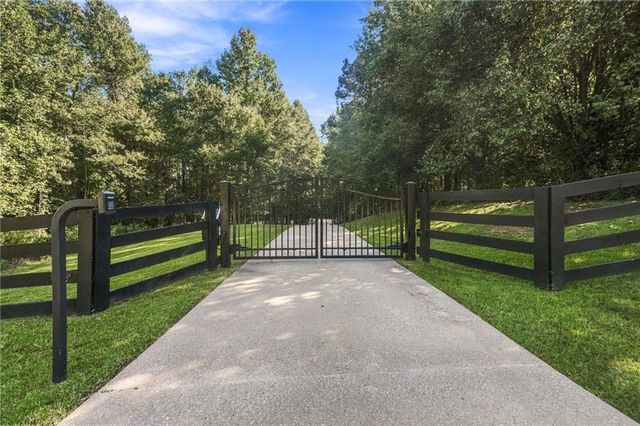 4694 Maroney Mill Road, Douglasville, GA 30134