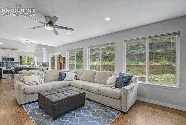 885 Marlstone Place, Colorado Springs, CO 80904