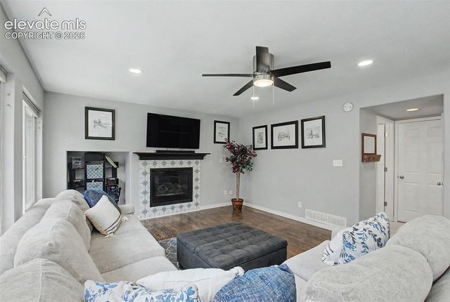 885 Marlstone Place, Colorado Springs, CO 80904