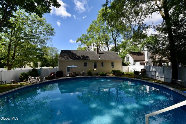 69 Gipp Road, Guilderland, NY 12203