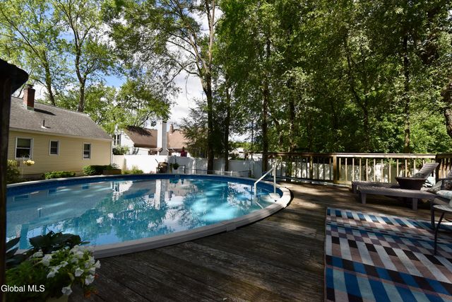 69 Gipp Road, Guilderland, NY 12203