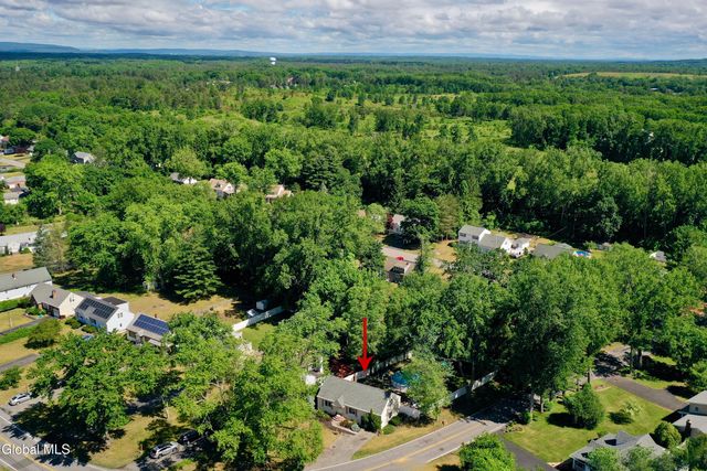 69 Gipp Road, Guilderland, NY 12203