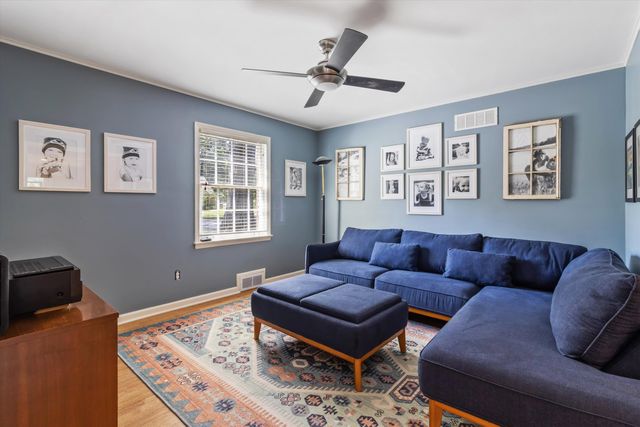 416 ELWOOD LN, Memphis, TN 38117