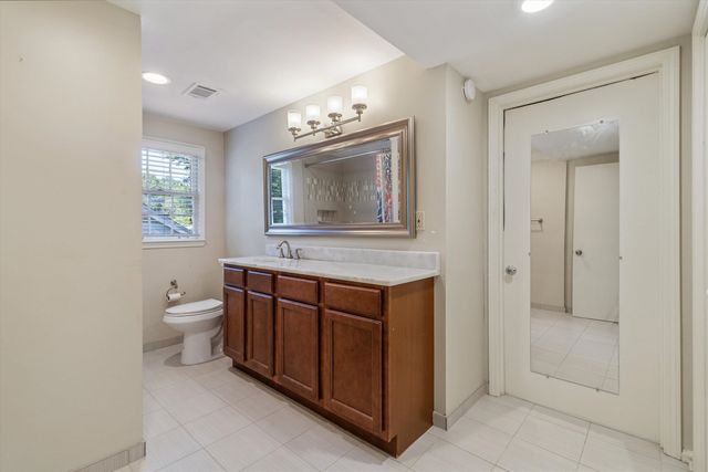 416 ELWOOD LN, Memphis, TN 38117