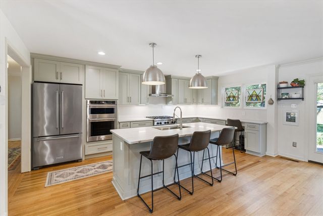 416 ELWOOD LN, Memphis, TN 38117