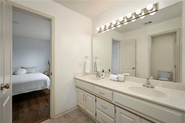 5117 W 158TH Street, Overland Park, KS 66224