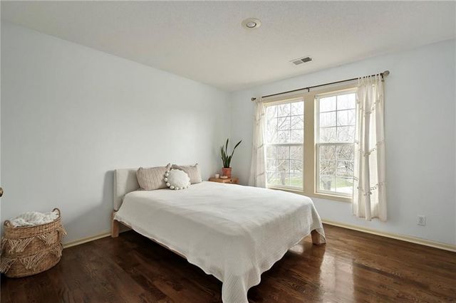 5117 W 158TH Street, Overland Park, KS 66224