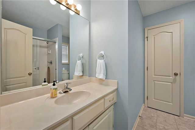 5117 W 158TH Street, Overland Park, KS 66224