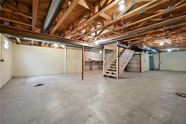 5117 W 158TH Street, Overland Park, KS 66224