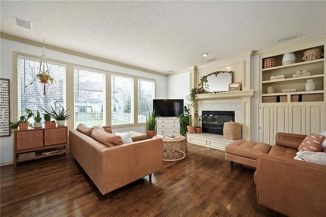 5117 W 158TH Street, Overland Park, KS 66224