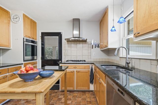 1471 Camelot Lane, Tucker, GA 30084