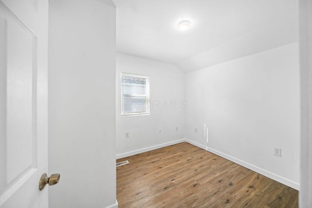 964 E Weber Road, Columbus, OH 43211