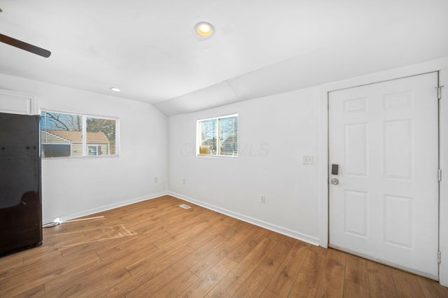 964 E Weber Road, Columbus, OH 43211