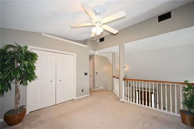 9115 N Camden Avenue, Kansas City, MO 64154