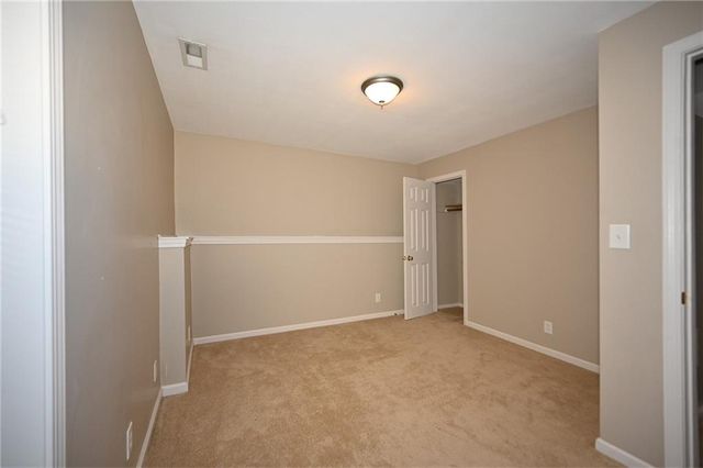 9115 N Camden Avenue, Kansas City, MO 64154