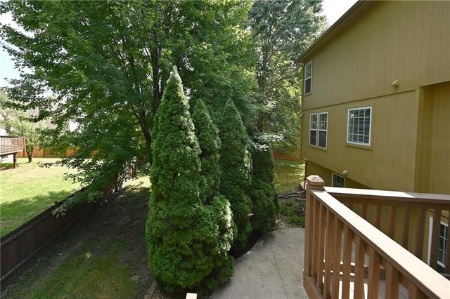 9115 N Camden Avenue, Kansas City, MO 64154