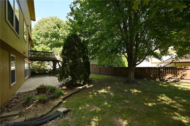 9115 N Camden Avenue, Kansas City, MO 64154