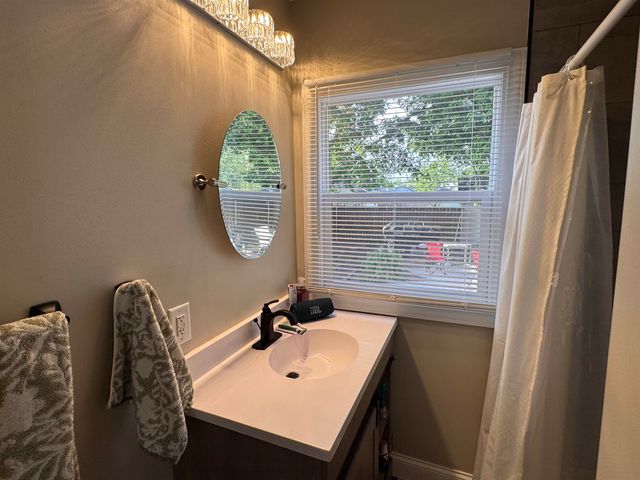 624 W Crawford St., Salina, KS 67401