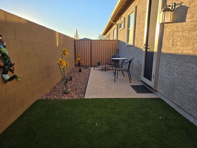 24847 N 175th Drive, Surprise, AZ 85387