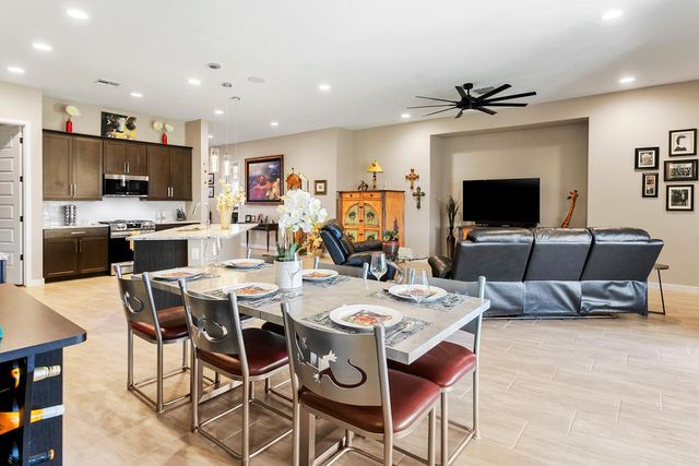 24847 N 175th Drive, Surprise, AZ 85387