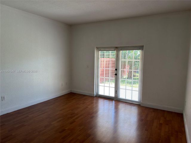 8856 NW 140th Ln 1, Miami Lakes, FL 33018