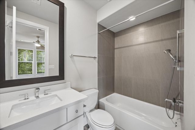 9664 Knight Road, Houston, TX 77045