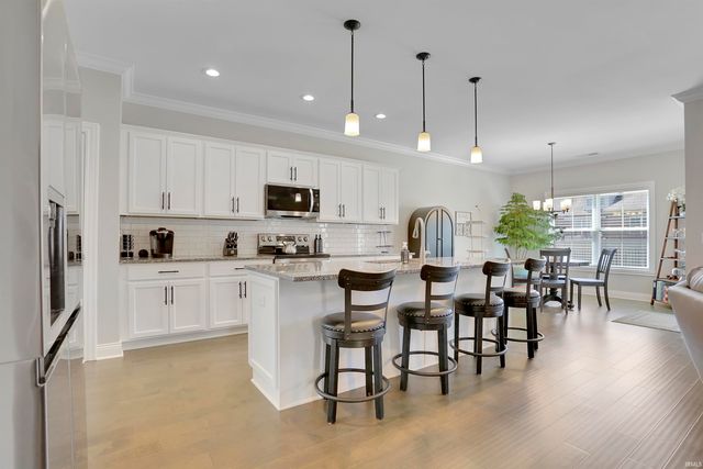 7815 Mesa Court, Evansville, IN 47715