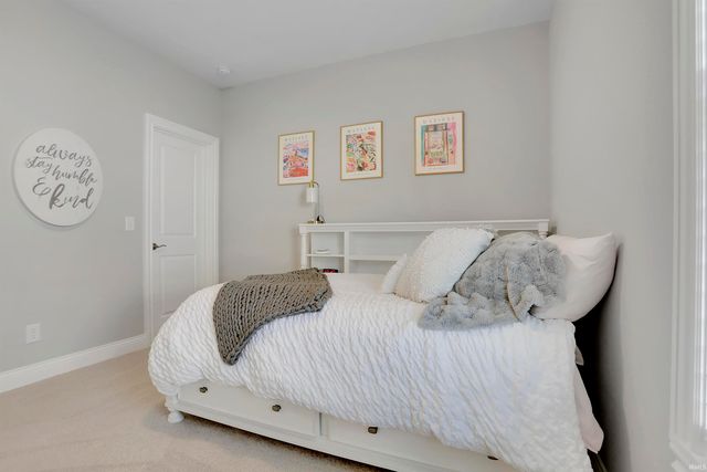 7815 Mesa Court, Evansville, IN 47715