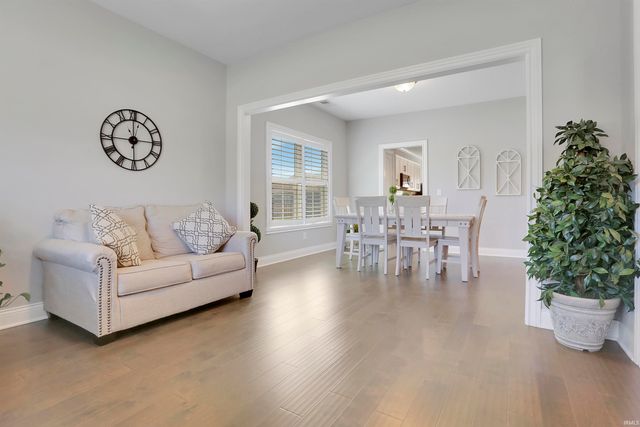 7815 Mesa Court, Evansville, IN 47715